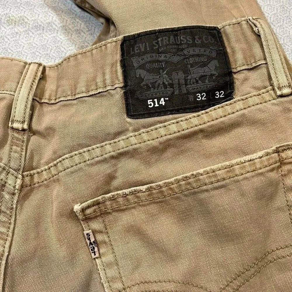 Vintage Levis 514 White Tab Classic straight-fit Beige Jeans Mens‎ 32x32